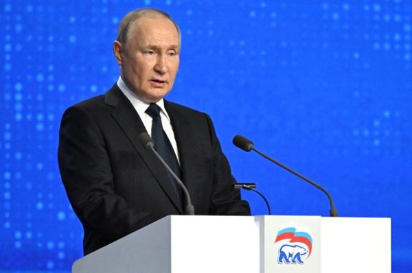 Единогласно. Съезд «Единой России» поддержал выдвижение Путина на выборы