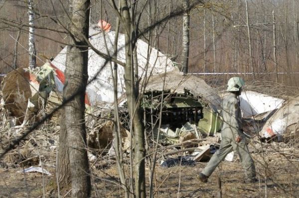 МО Польши: комиссия по крушению самолета Качиньского тратила деньги и лгала