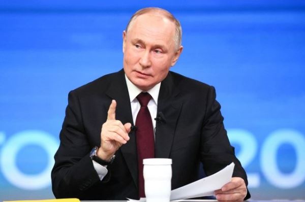 Мировые СМИ ведут трансляцию прямой линии Владимира Путина
