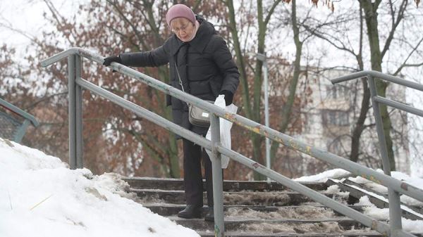 Синоптики спрогнозировали гололедицу и до +3 градусов в Москве 23 декабря