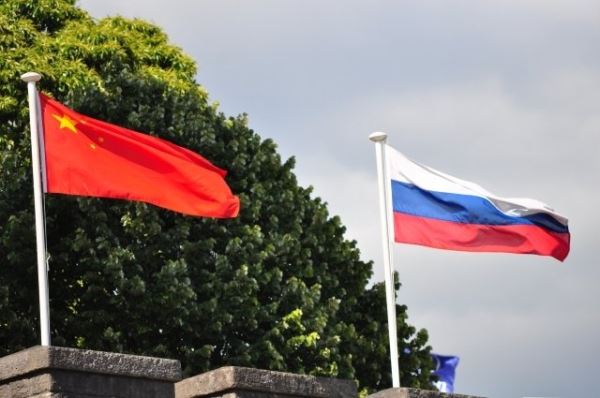 Эксперт Масев: РФ выгодно дружить с Востоком